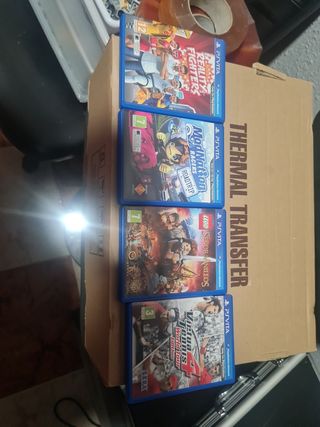 PS Vita Edición Especial Call of Duty + 4 Juegos