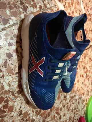 Bambas Munich niño azul ,rojas y blancas 