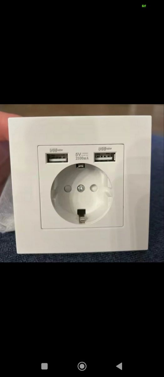 2 Enchufes con 2 Puertos USB