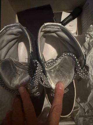 Scarpe blu scuro  e argento marca Hogan misura 35