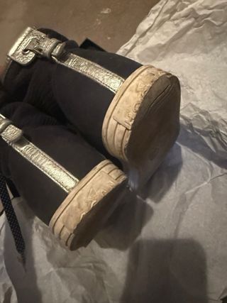 Scarpe blu scuro  e argento marca Hogan misura 35