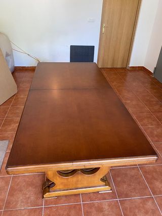 Mesa de comedor extensible de madera