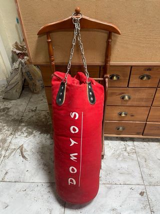 Saco de boxeo rojo DOMYOS