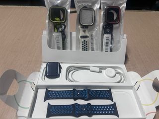 Apple Watch SE (Gen 2) 44mm Negro + Accesorios