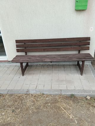 Banco de madera para exterior