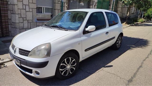 Renault Clio 2005