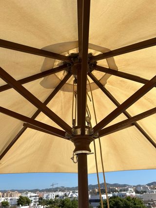 Sombrilla de exterior