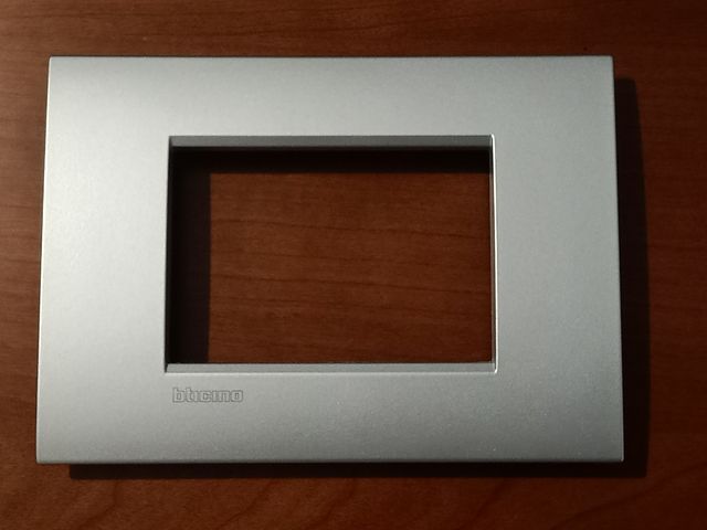 5  placche Bticino 3M Living Light Tech