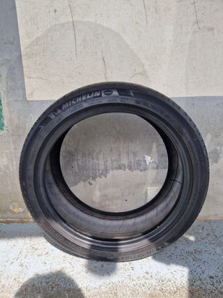 Michelin 205 45 17 W Cubierta