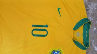 Camiseta Nike Brasil Pelé 10