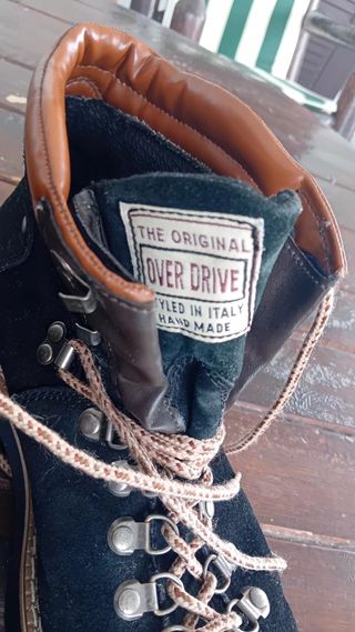 Scarponcini trekking n. 43 over drive