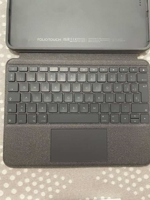 Logitech Folio Touch iPad Air 4/5 No conecta Ipad