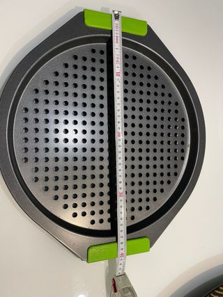 Vassoi per pizza con fori