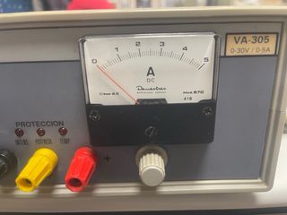 Fuente Alimentación de laboratorio Grelco VA-305