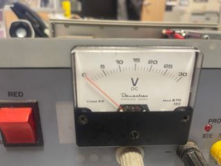 Fuente Alimentación de laboratorio Grelco VA-305