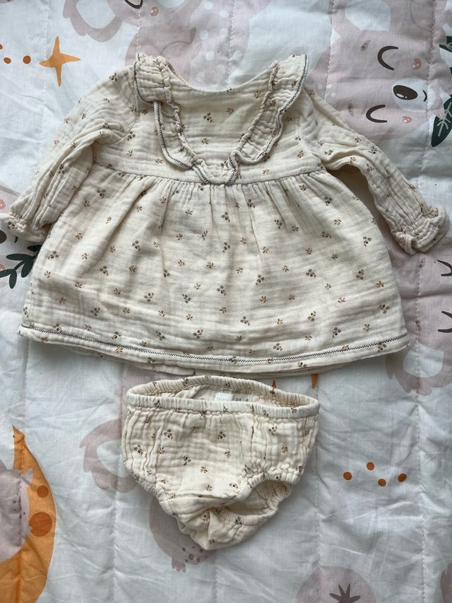 Vestido y braguita Zara floral Talla 3-6 meses