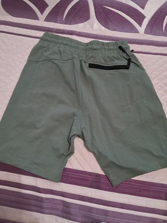 Pantalones cortos verdes 9-10 años