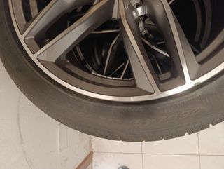 Llantas Japan Racing 18