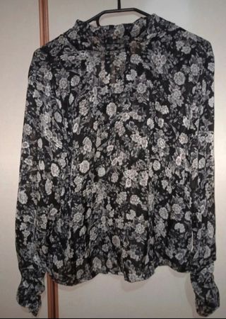 Blusa Zara floral M