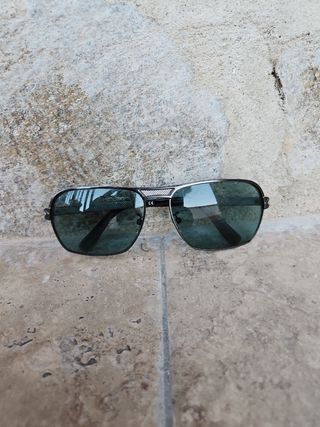 Gafas de sol LOEWE gris con puntos negros