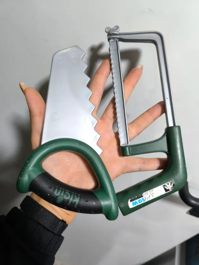 Banco de trabajo Bosch para niños herramientas.