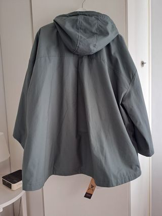 Parka C&A Mujer Talla XXL amplia nueva