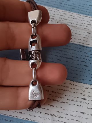 Pulsera Piel Ciclon Negra y Plateada