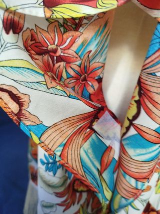 Kimono estampado flores con flecos