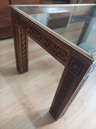Mesa de centro de madera y cristal
