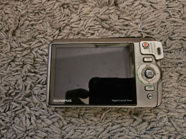 Câmara Olympus Tough tg820