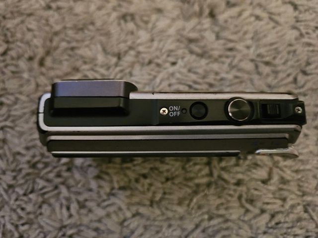 Câmara Olympus Tough tg820