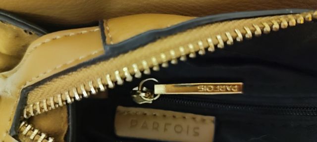 Bolso bandolera marrón camel