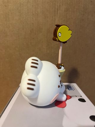 Figura Miniso conejo blanco