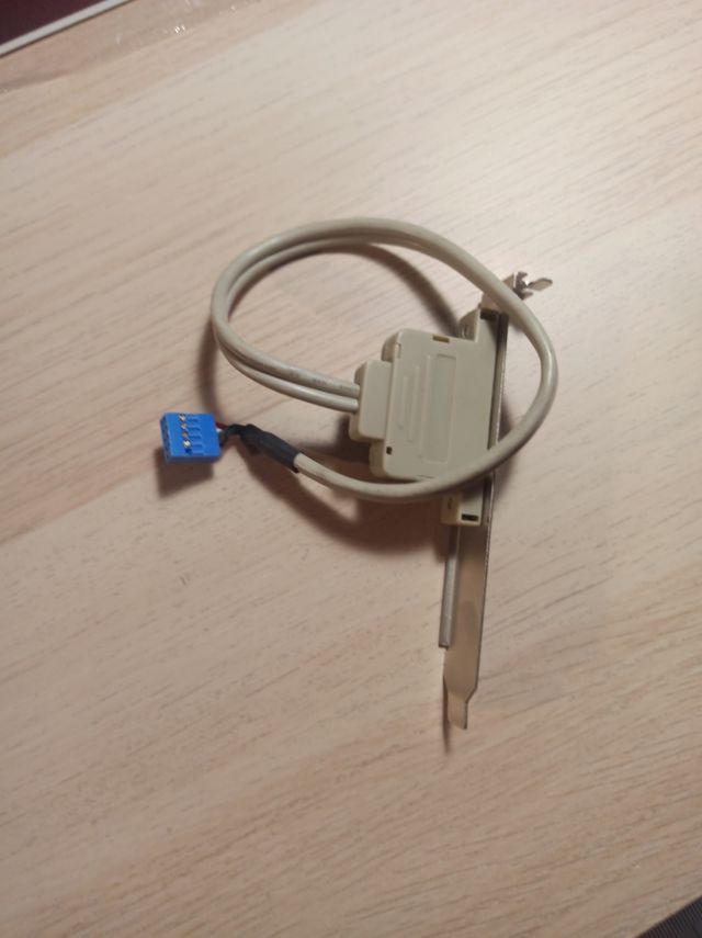 Adaptador USB para Placa Base