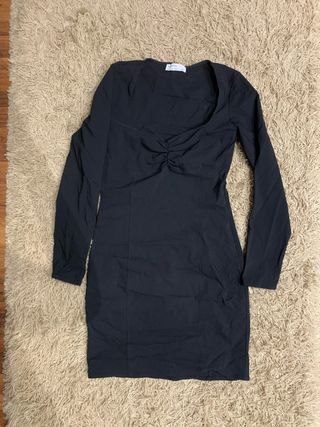 Vestido negro fiesta manga larga