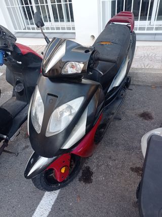 Moto Scooter 125cc Automática
