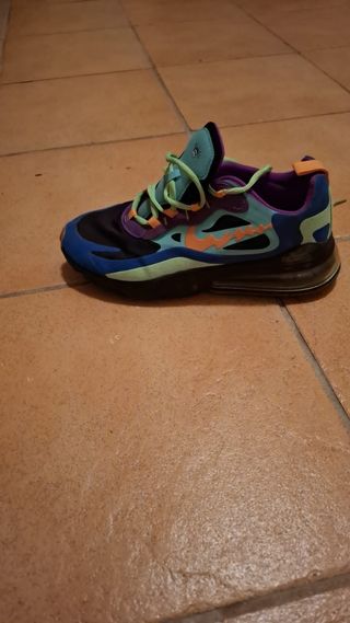Zapatillas Nike Air Max 270 react infamous