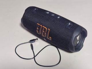 Altavoz JBL Charge 6 Negro/Naranja