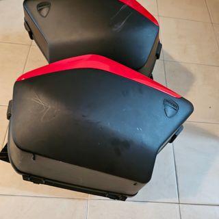 Tampas Ducati Multistrada 1200s GT Vermelhas