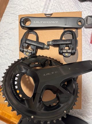Bielas Shimano Ultegra R8100 y Pedales Look