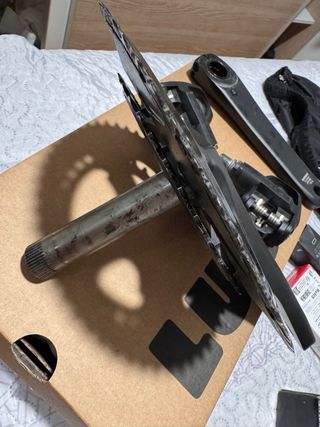 Bielas Shimano Ultegra R8100 y Pedales Look