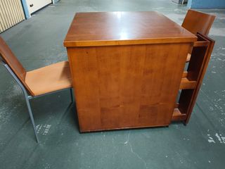 Mesa de cerezo con 2 sillas