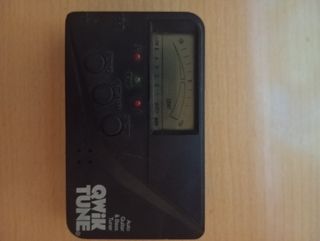 Afinador Qwik Tune Guitarra y Bajo