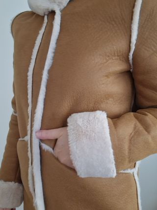 Chaqueta de mujer con forro polar.