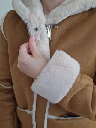 Chaqueta de mujer con forro polar.