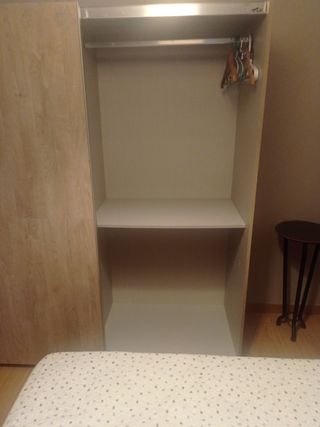 Dormitorio+armario (cama no)