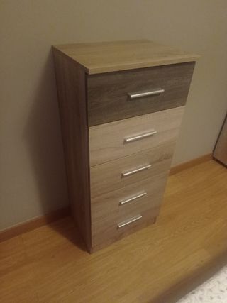 Dormitorio+armario (cama no)