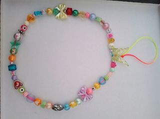 Colgante para móvil con abalorios.