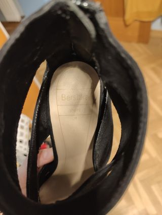 Zapatos de tacón negros