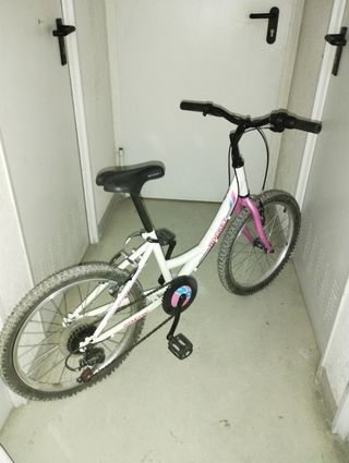 Bicicleta de niña